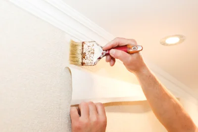 Pose de papier peint à Champagny-sous-Uxelles — revêtements muraux et toiles de verre